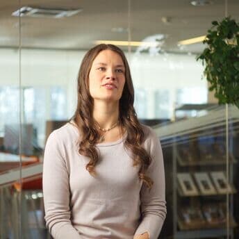 🎥 Echte Stimmen. Echte Einblicke.
Unsere Kolleg:innen erzählen, was Kaffee Partner als Arbeitgeber besonders macht – direkt aus dem Alltag, ehrlich und ganz ohne Filter. 🤝✨

Ob im Vertrieb, Innendienst, technischen Außendienst oder in der Ausbildung: Bei uns zählt Teamgeist, Wertschätzung und das gute Gefühl, gemeinsam etwas zu bewegen. ☕💼💬

💬 Neugierig, ob du zu uns passt? Dann schau rein – und vielleicht sehen wir uns bald im Team!

👉 Jetzt bewerben: https://kpinfos.de/karriere.kaffee-partner

#WirSuchenDich #B2BJobs #JobMitSinn #Vertrieb #Innendienst #TechnischerService #Ausbildung2025