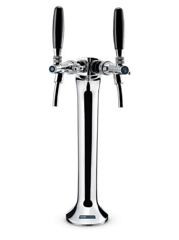 Die PURE Passion Wasserzapfanlage aus der Frontansicht, vor einem weissen Hintergrund. Die elegante Form ist gut sichtbar.