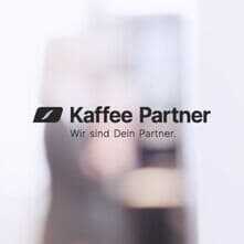 Gute Gespräche beginnen oft an der Kaffeemaschine. ☕
Sie bringt Menschen zusammen, schafft kleine Pausen und sorgt dafür, dass aus einem Kaffee schnell ein gemeinsamer Moment wird.
Wir kümmern uns darum, dass der Kaffee läuft – damit Dein Team Zeit für das hat, was wirklich zählt.
#KaffeePartner #WirSindDeinPartner #Kaffeemomente